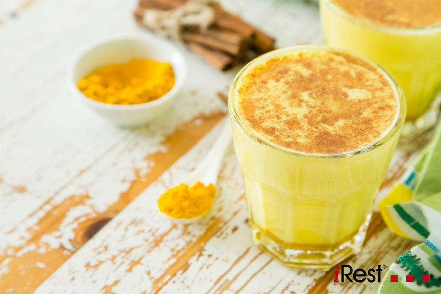 ترکیب زردچوبه + عسل و شیر